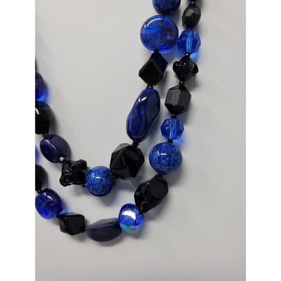 VINTAGE HATTIE CARNEGIE BLUE & BLACK MULTIPLE BEAD TWO STRAND NECKLACE SIGNED - Picture 2 of 12